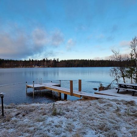 Huvila Eraemaajaerven Rannalla Taivalkoskella Jokijärvi Exterior foto