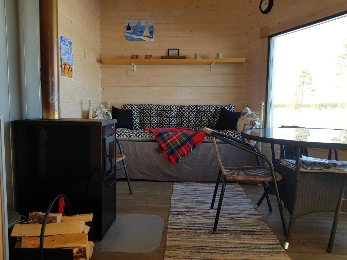 Huvila Eraemaajaerven Rannalla Taivalkoskella Jokijärvi Exterior foto