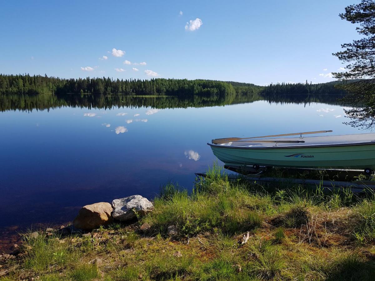 Huvila Eraemaajaerven Rannalla Taivalkoskella Jokijärvi Exterior foto