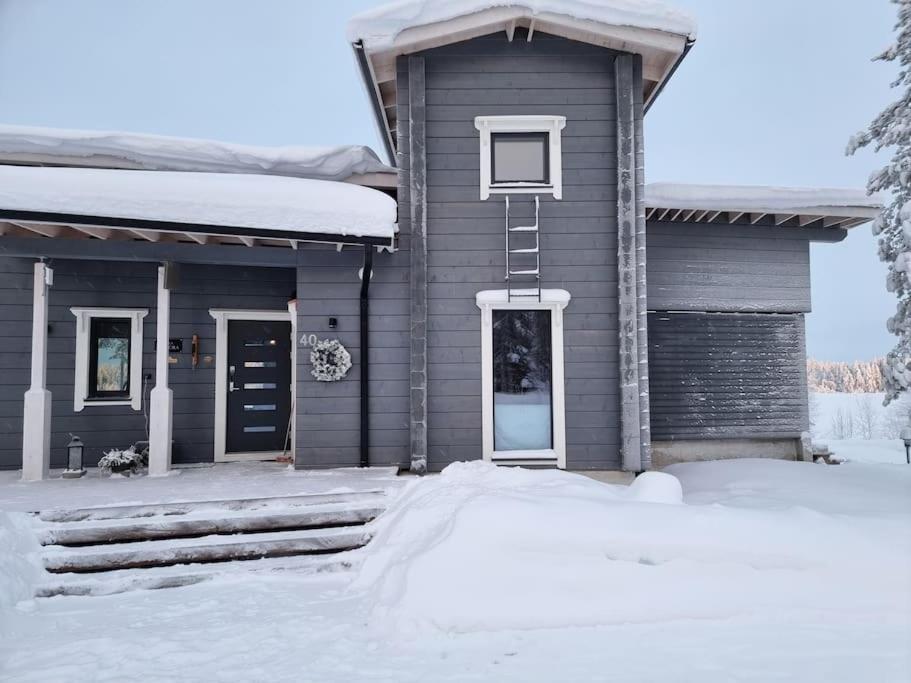 Huvila Eraemaajaerven Rannalla Taivalkoskella Jokijärvi Exterior foto