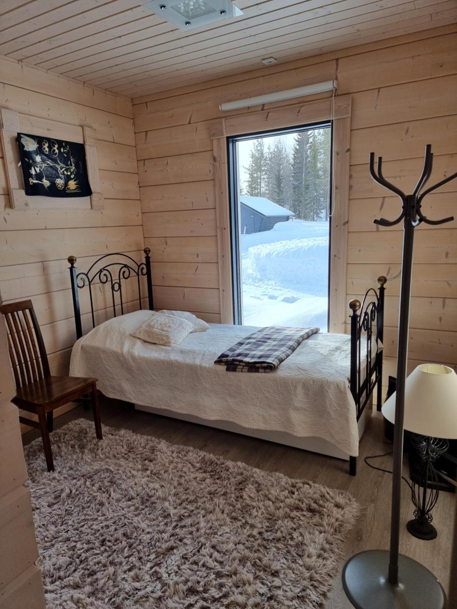 Huvila Eraemaajaerven Rannalla Taivalkoskella Jokijärvi Exterior foto