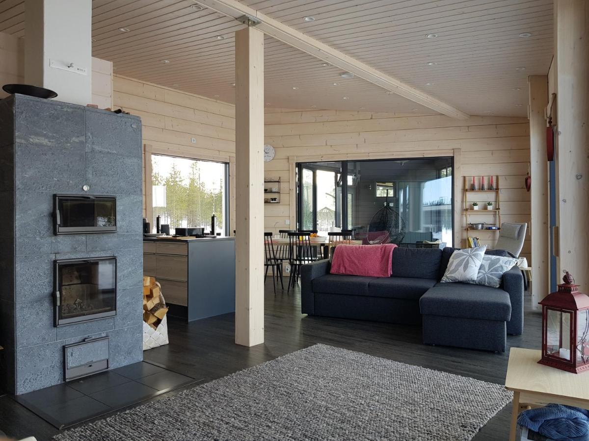 Huvila Eraemaajaerven Rannalla Taivalkoskella Jokijärvi Exterior foto